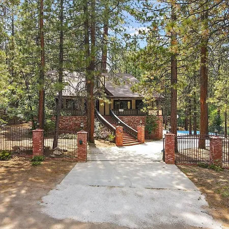Summit Lodge 2